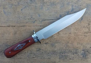 Lovecký nůž s pouzdrem - model 002