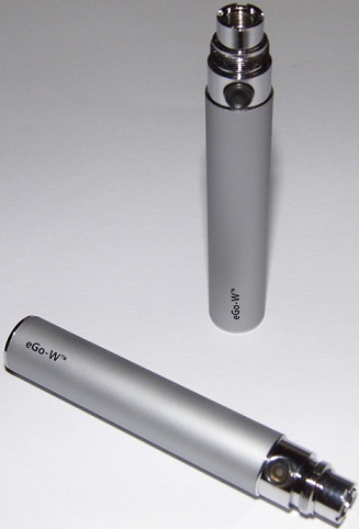 Jednorázová baterie elektronická cigareta eGo 900mAh - stříbrná