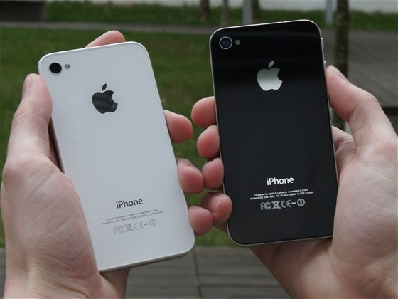 Zadní skleněný kryt Apple iPhone 4S - bílý VÝPRODEJ