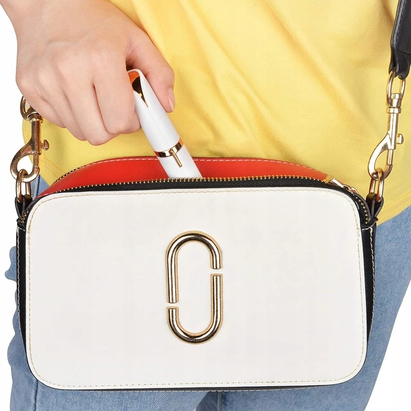 Depilační pinzeta s osvětlením na obočí a obličej AAA baterie - bílá