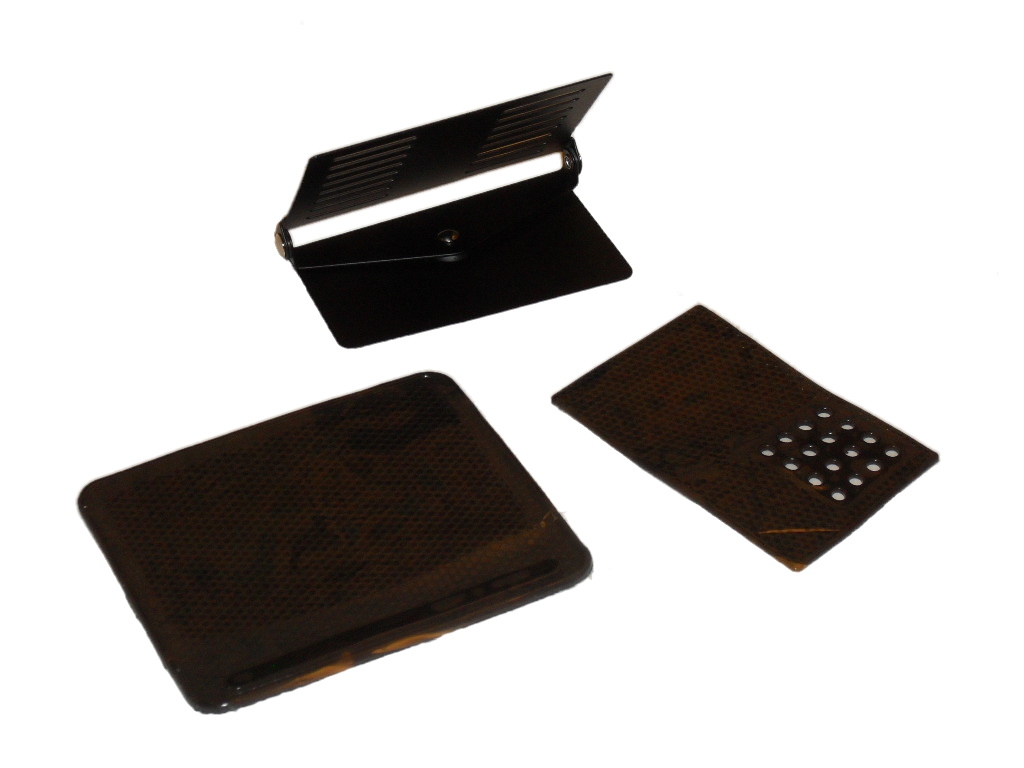 EZ Way univerzální polohovatelný držák GPS/telefonu